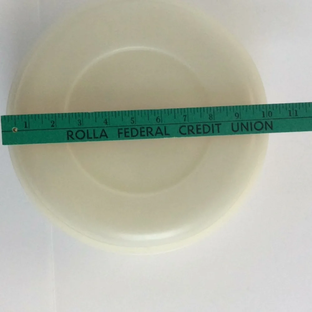 Tupperware serving center